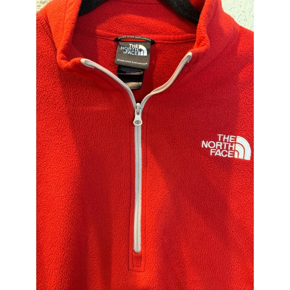 The North‎ Face TKA 100 Fleece Pullover Mens Medium Red Quarter Zip Sweater